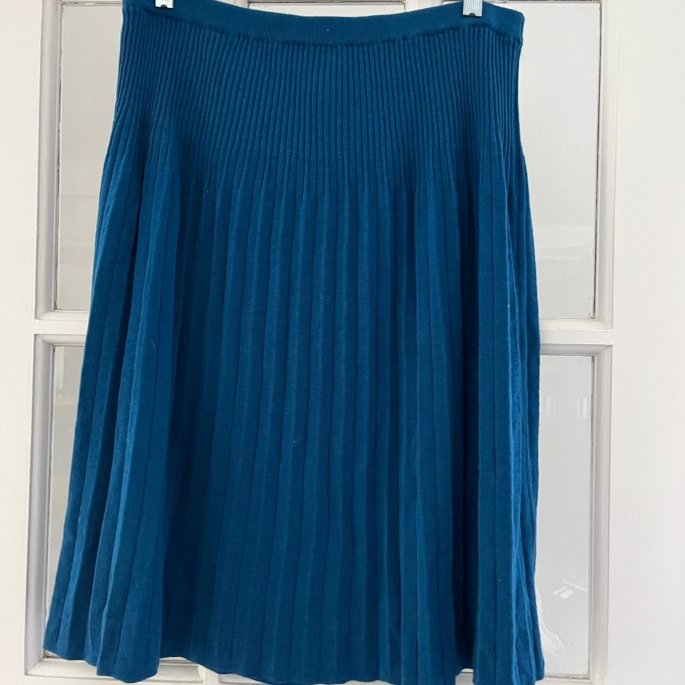 Talbots Blue A-Line Pleated Skirt Knee-Length